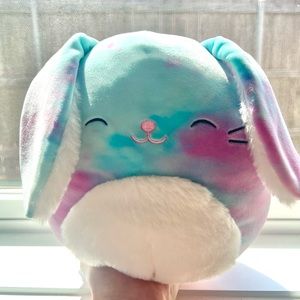 HTF 8in Bop the bunny Squishmallow!